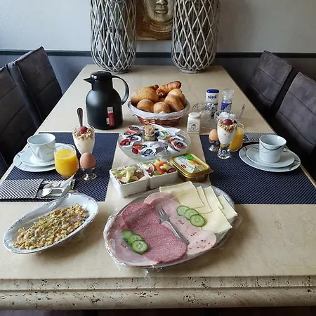 Bed & Breakfast Dream